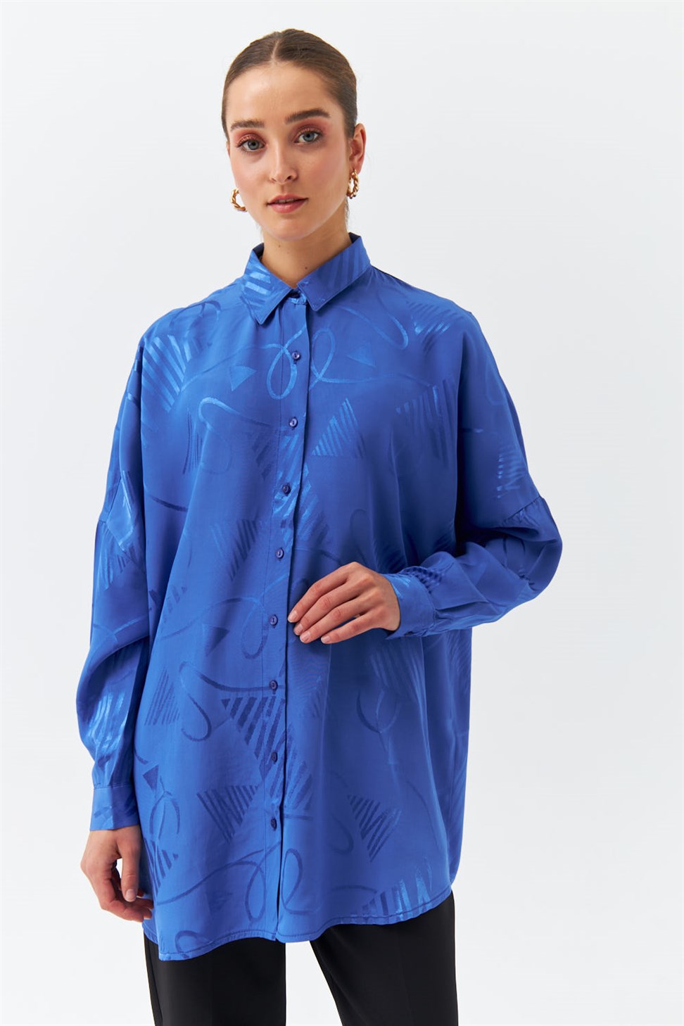 Modest Jacquard Patterned Oversize Blue Womens Shirt