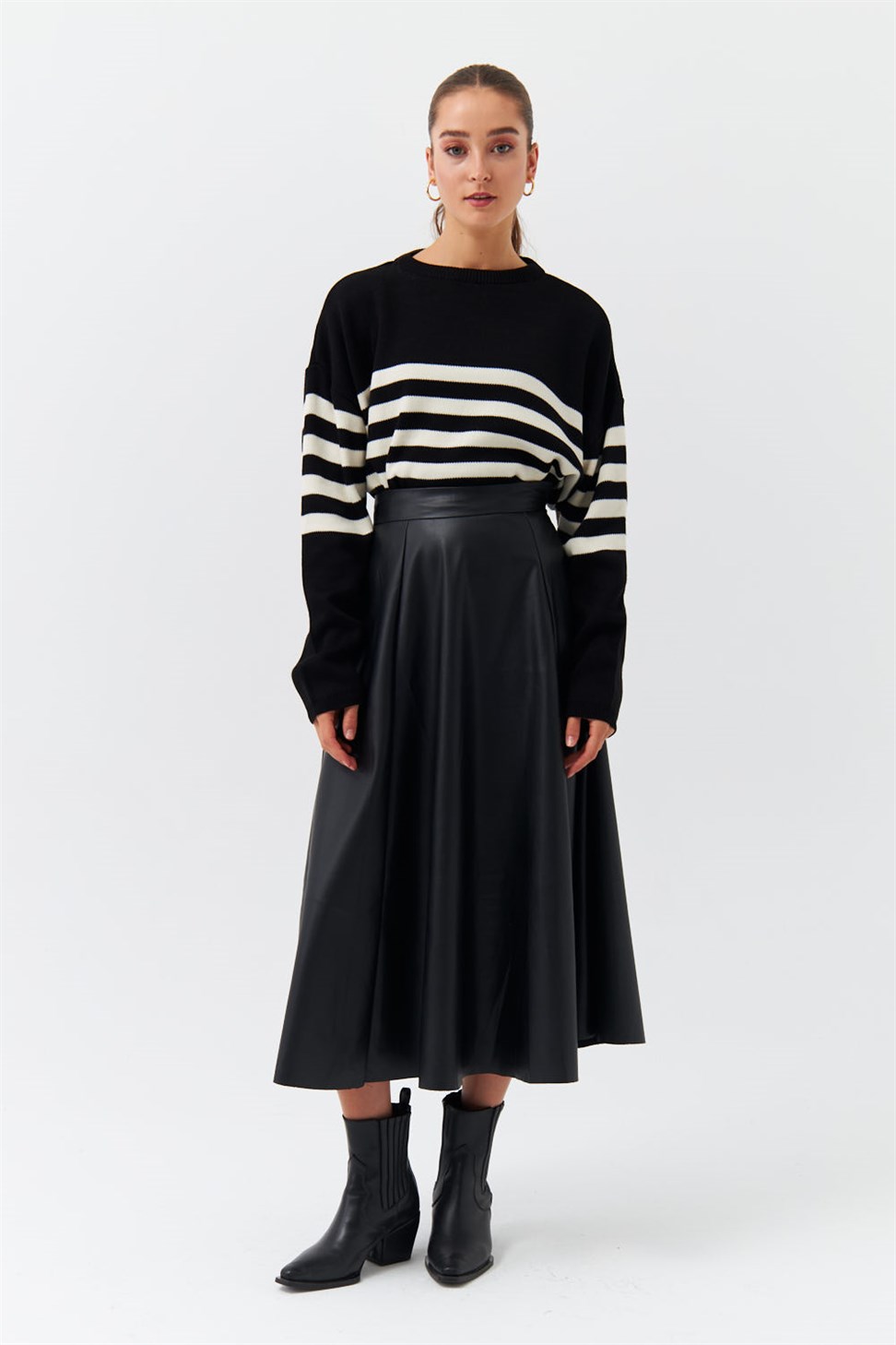 Modest Faux Leather Flared Black Skirt