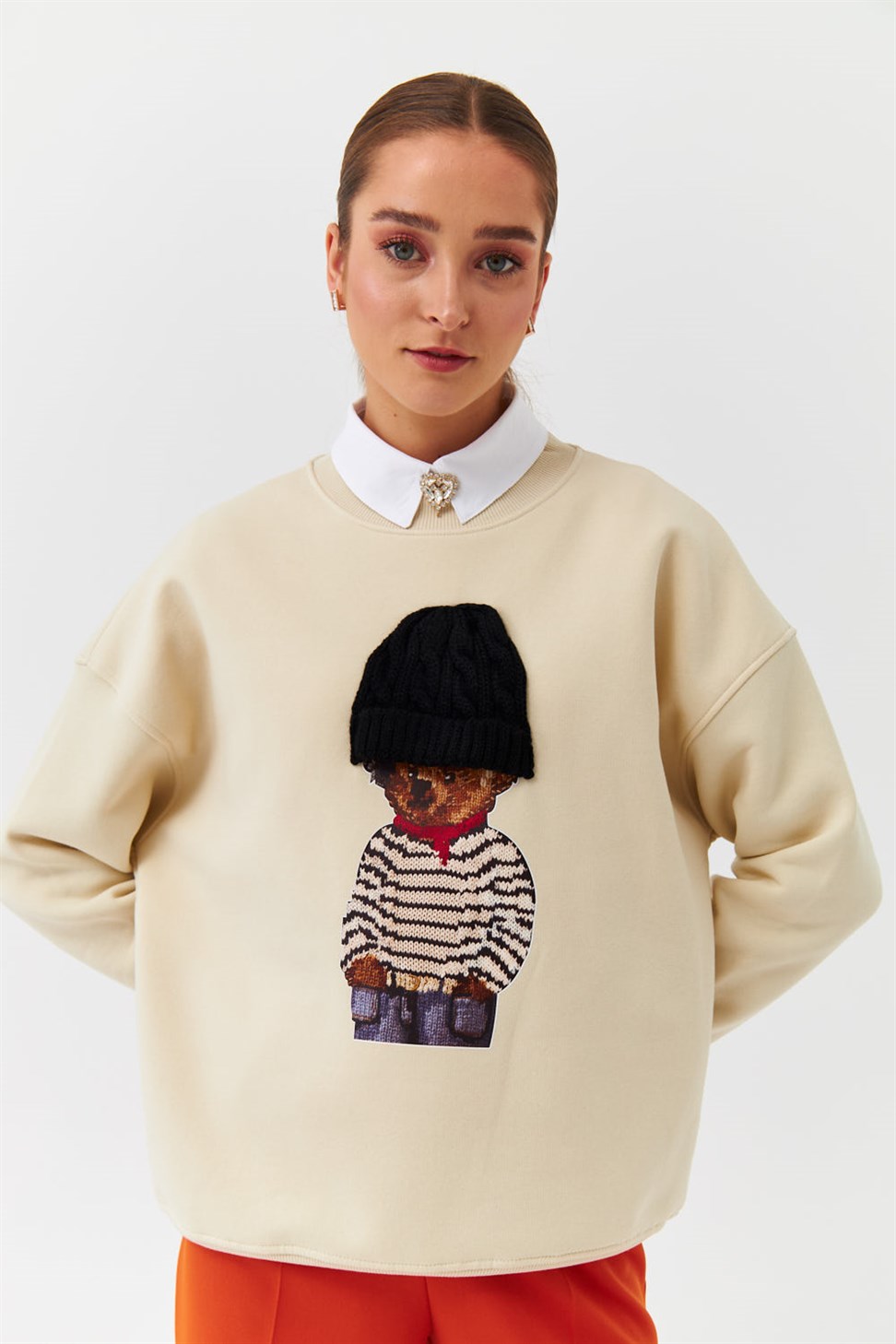 Modest Teddy Bear Baskılı Krem Kadın Sweatshirt