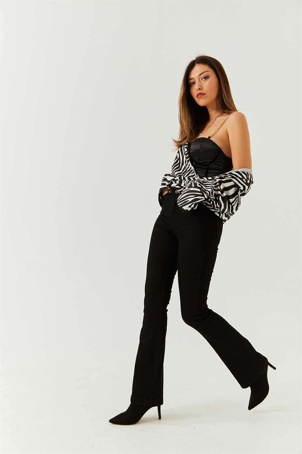 High waist Slimfit Spanish Paça Black Woman Jean